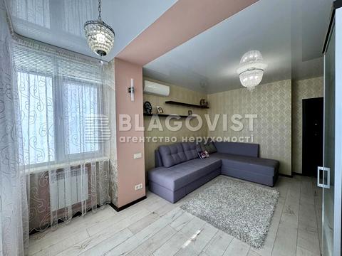 квартира за адресою Павла Чубинського вул., 3