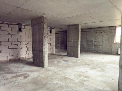 комерційна за адресою Якова Гніздовського вул., 75-Б