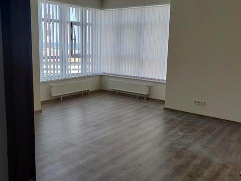 комерційна за адресою Кловський узвіз, 7a