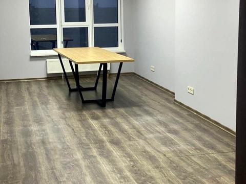 комерційна за адресою Кловський узвіз, 7a