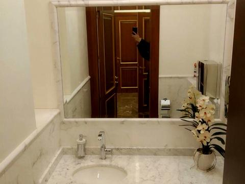 комерційна за адресою Болсуновська вул. (Сергія Струтинського), 2