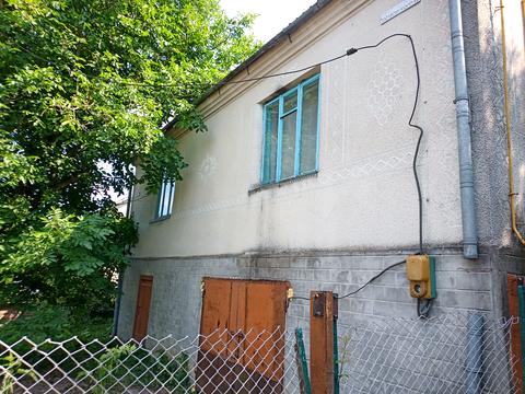 будинок за адресою Богдана Хмельницького