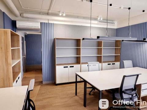 комерційна за адресою Кловський узвіз, 7a