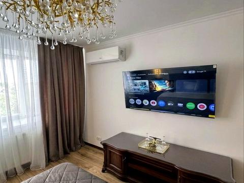квартира за адресою Сім'ї Кульженків вул. (Петра Дегтяренка), 33