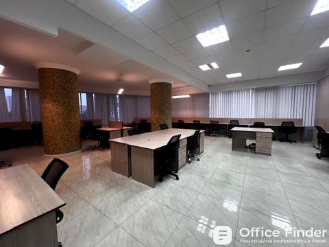 комерційна за адресою Кловський узвіз, 7a