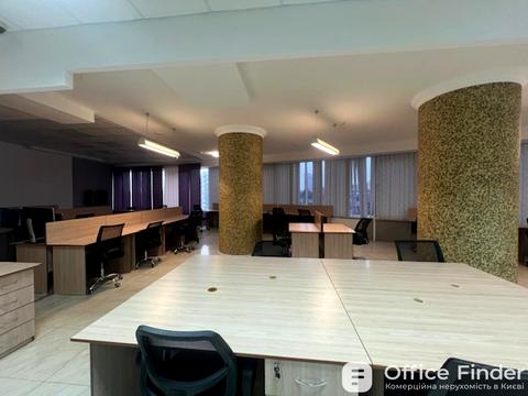 комерційна за адресою Кловський узвіз, 7a