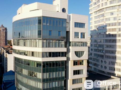 комерційна за адресою Кловський узвіз, 7a
