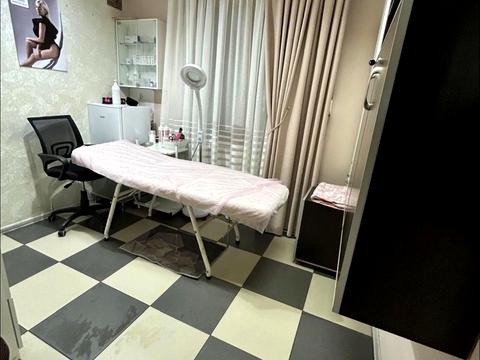 комерційна за адресою Валентинівська вул. (Блюхера), 26