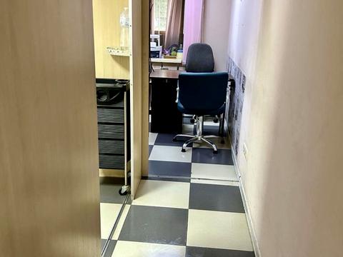 комерційна за адресою Валентинівська вул. (Блюхера), 26