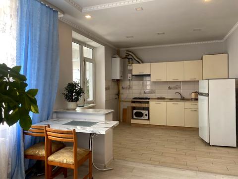квартира за адресою Хіміків вул., 21