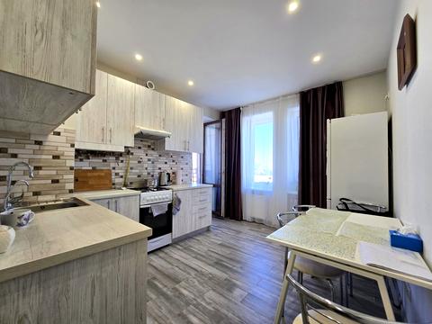 квартира за адресою Амосова вул., 4