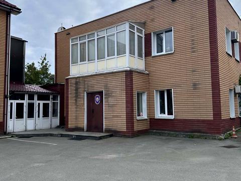 коммерческая по адресу Гната Хоткевича пер. (Червоногвардійський), 2