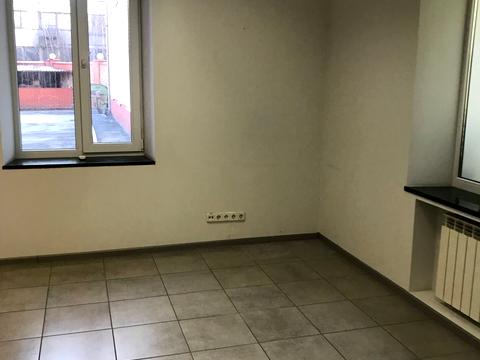 коммерческая по адресу Гната Хоткевича пер. (Червоногвардійський), 2