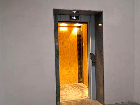 коммерческая по адресу Жилянская ул., 14 Б