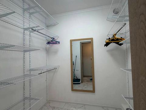 квартира за адресою Зоопаркова вул., 8в