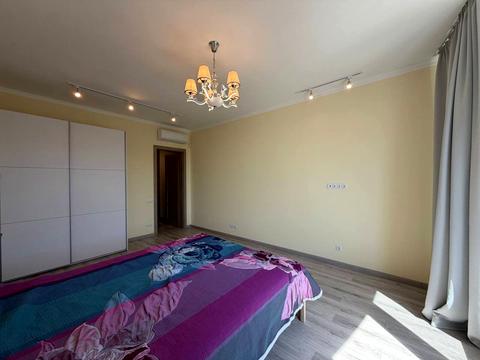 квартира за адресою Зоопаркова вул., 8в