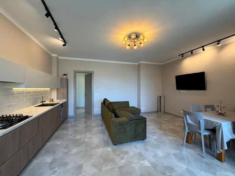 квартира за адресою Зоопаркова вул., 8в
