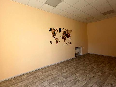 комерційна за адресою Криворізька вул., 2