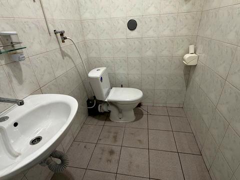 комерційна за адресою Криворізька вул., 2