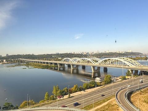 квартира за адресою Дніпровська набережна вул., (Будинок 9)