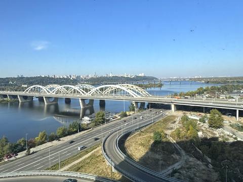 квартира за адресою Дніпровська набережна вул., (Будинок 9)
