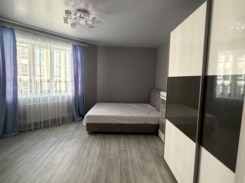 квартира за адресою Митрополита Шептицького вул., 1-Б