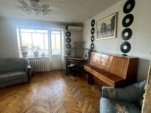 квартира за адресою Незалежності бульв. (50 років Жовтня), 12
