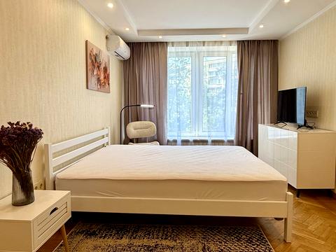 квартира за адресою Київ, Андрія Малишка вул., 37