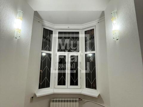 комерційна за адресою Антоновича вул. (Горького), 10а