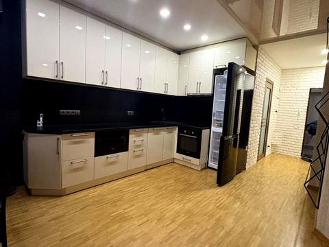 квартира за адресою Регенераторна вул., 4к2