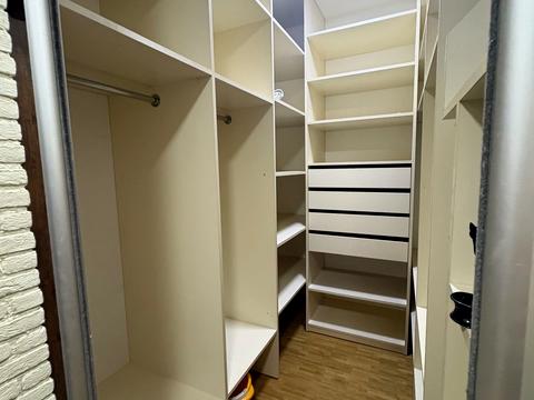 квартира за адресою Регенераторна вул., 4к2