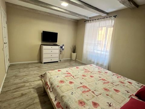квартира за адресою Гетьмана Петра Дорошенка вул. (Жовтнева), 23