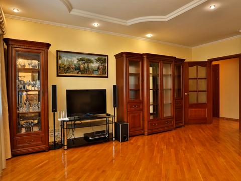 квартира за адресою Миколи Амосова вул., 2