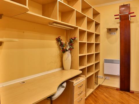 квартира за адресою Миколи Амосова вул., 2