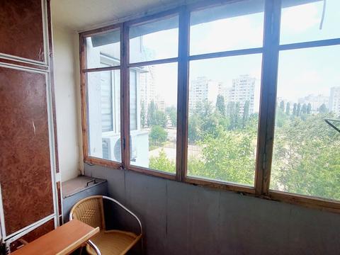 квартира за адресою Ревуцького вул., 11-А