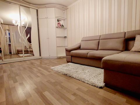 квартира по адресу Ревуцкого ул., 18