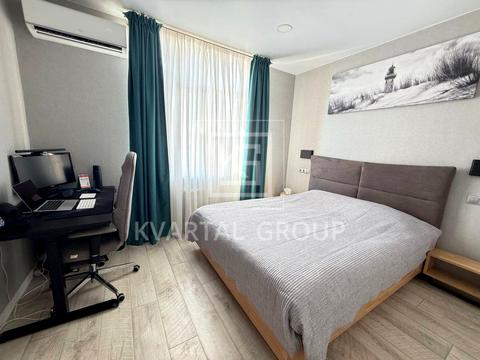 квартира за адресою Сім'ї Кульженків вул. (Петра Дегтяренка), 31-Б