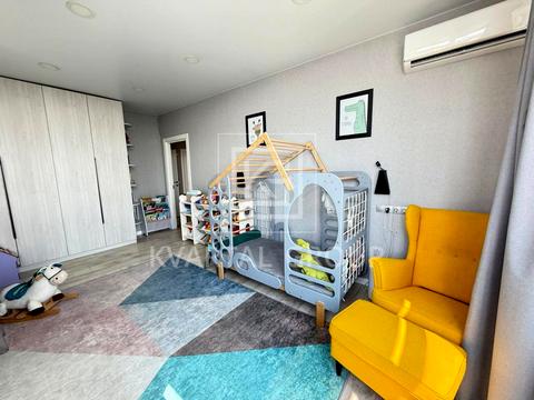 квартира за адресою Сім'ї Кульженків вул. (Петра Дегтяренка), 31-А