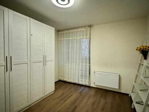квартира за адресою с. Святопетрівське, Лесі Українки бульв., 8