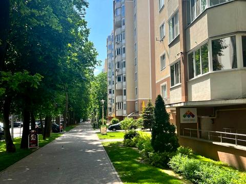 квартира за адресою с. Святопетрівське, Лесі Українки бульв., 8