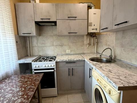 квартира за адресою Зарічанська вул., 8
