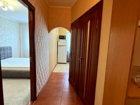 квартира за адресою Зарічанська вул., 8