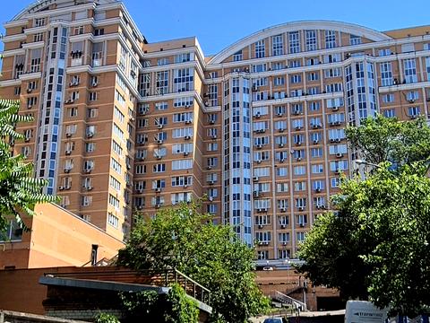квартира по адресу Василия Тютюнника ул. (Анрі Барбюса), 5-В