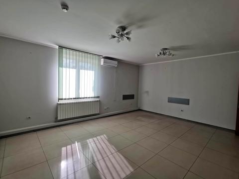 коммерческая по адресу Под Голоском ул., 4