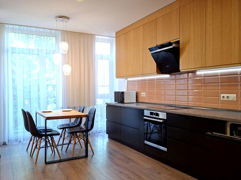 квартира за адресою Регенераторна вул., 4 к12