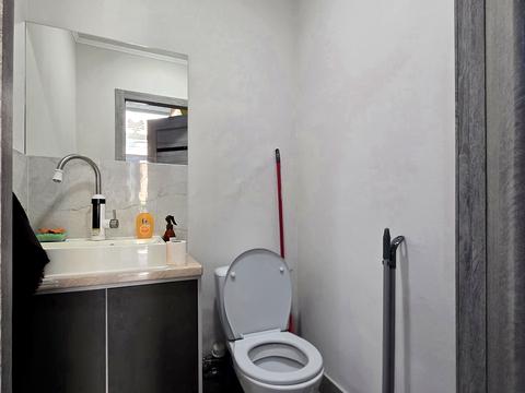 комерційна за адресою Національної Гвардії вул., 14-Ч