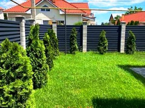 дом по адресу Івана Франка ул., 1