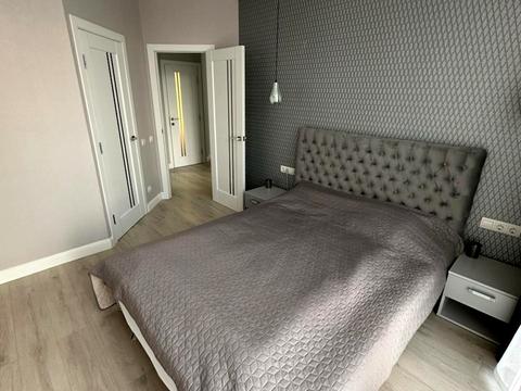 квартира за адресою Дніпровська набережна вул., 16-Д