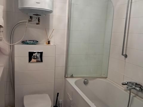 квартира за адресою Регенераторна вул., 4 к11