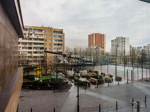 комерційна за адресою Оболонський просп., 60